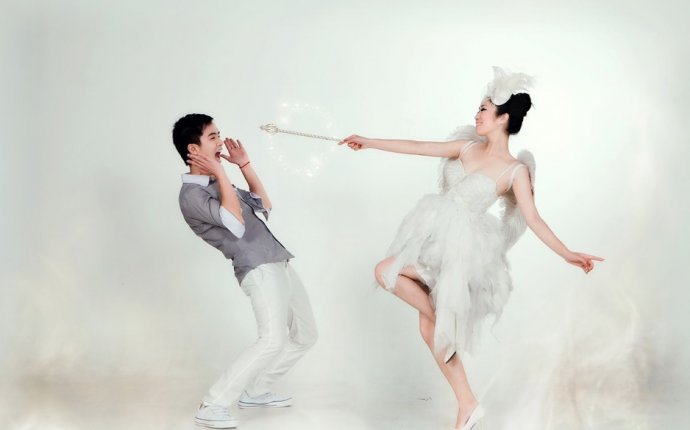 OK Wedding Gallery: Wedding Dress With Ballet Dream